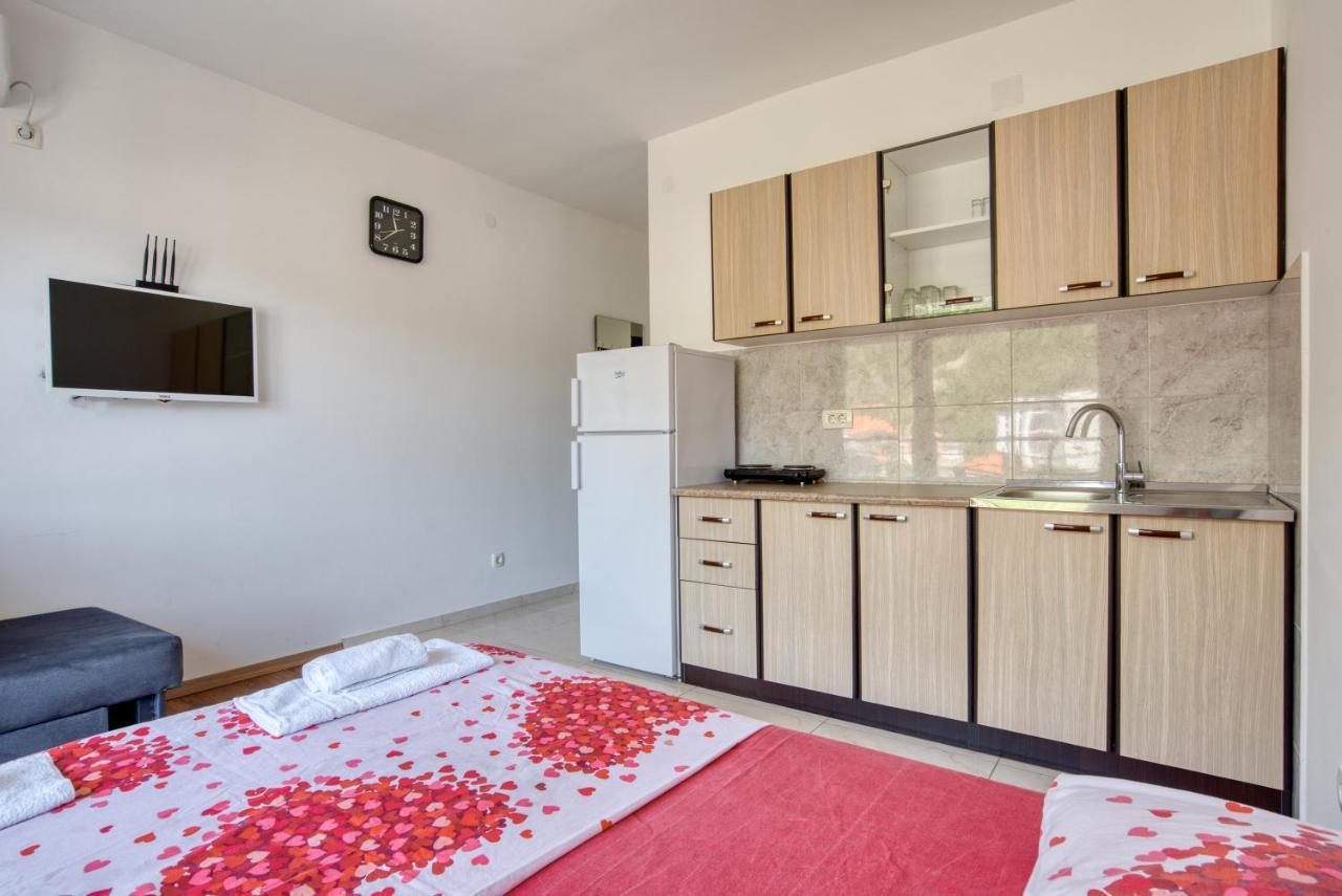 Apartmani Cukic Rafailovici بودفا المظهر الخارجي الصورة